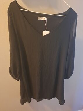 Black V-Neck Long Sleeve Open Arm Dress